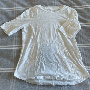 3/4 length sleeve white top
